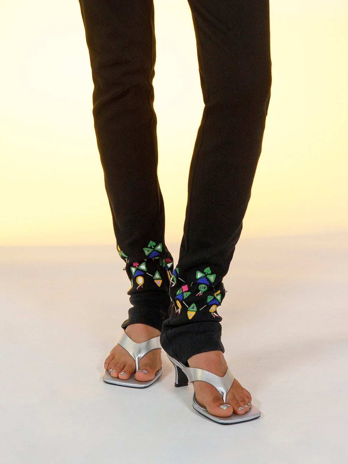 Churidaar Leggings with Eyelet Butterflies - abacaxi