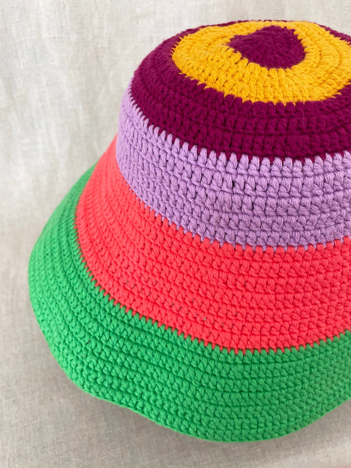 Double crochet bucket hat