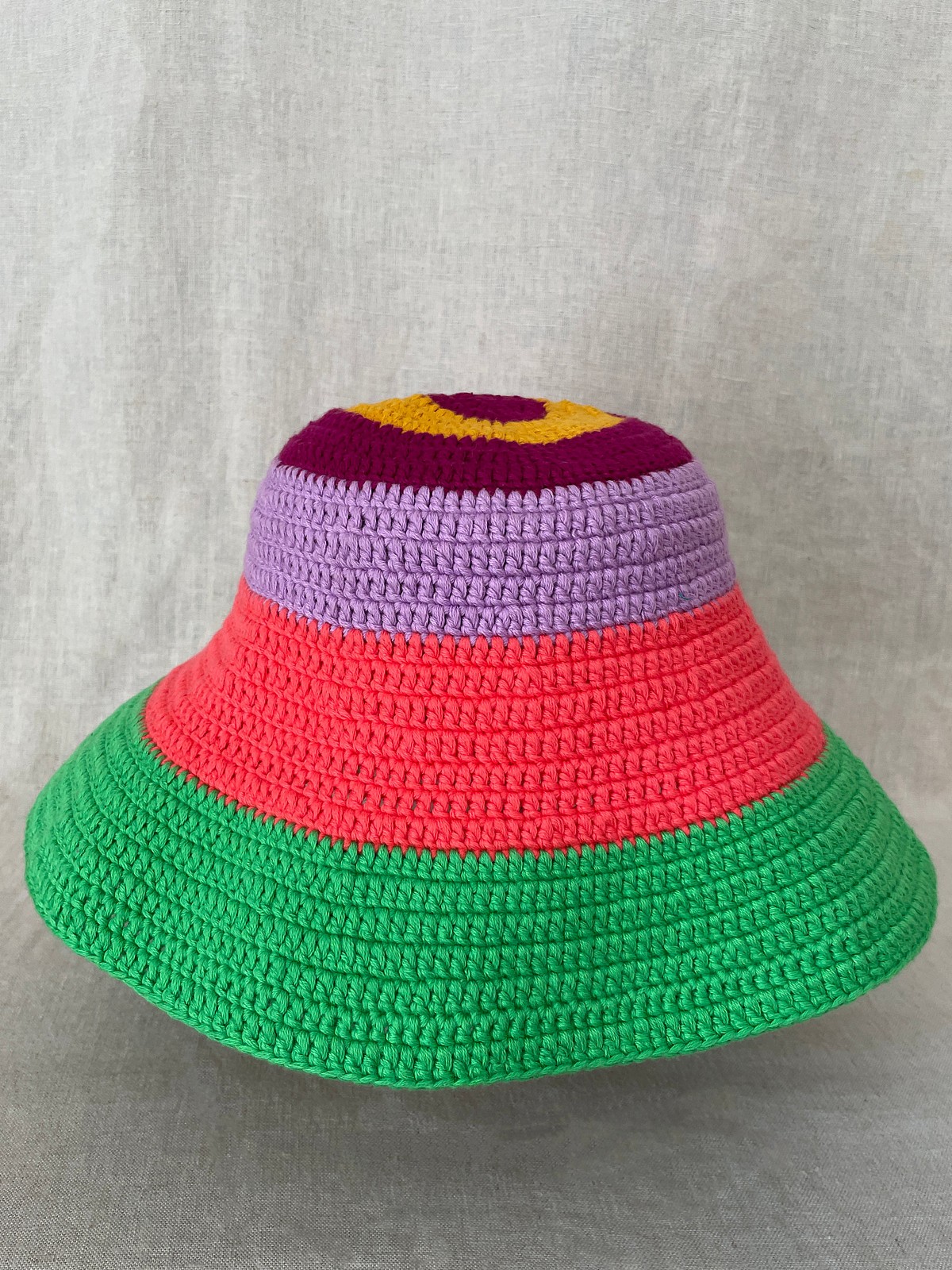 Double crochet bucket hat